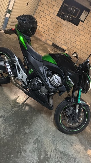 Kawasaki Z800E (limitada solo en papeles)A2-A