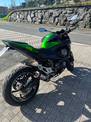 Kawasaki Z800E (limitada solo en papeles)A2-A
