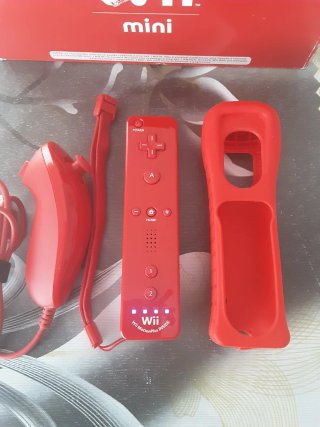 Nintendo Wii Mini Roja
