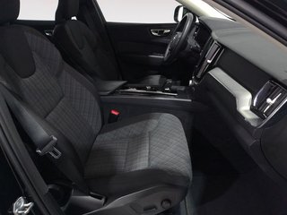 Volvo XC60 B4 G Core Pro Auto 145 kW (197 CV)