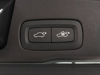 Volvo XC60 B4 G Core Pro Auto 145 kW (197 CV)
