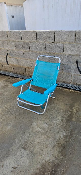Silla de playa plegable azul Precio la voluntad