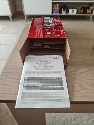 Nintendo 2DS Edición Especial Pokémon Roja