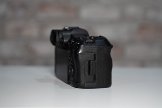 Canon EOS R5 + Adaptador RF + 6 baterías