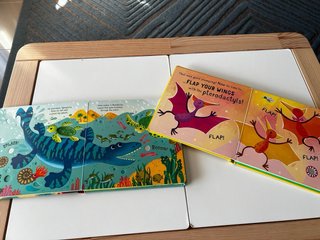 Libros dinosaurios en inglés