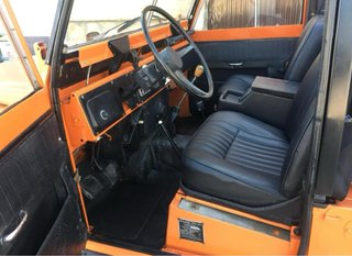 Land Rover Defender 1981