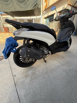 Piaggio Beverly 125cc Blanca 2016