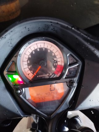 Suzuki SV650 A2 Limitada en papeles