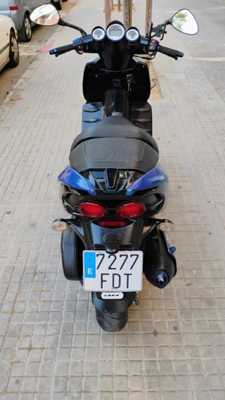 Malaguti Phantom Max 250cc Azul/Negro