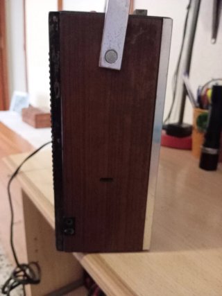 Radio Cassette Sanyo 4 Bandas Estéreo años 60.