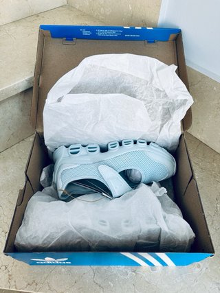 Adidas MegaJane Talla 42 azul celeste