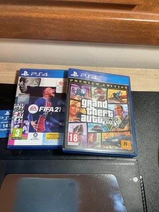 PS4 (PlayStation 4) + 2 Mandos + Juegos
