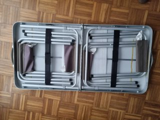 Mesa de camping Quechua con 4 sillas