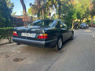 Mercedes-Benz 300 ce 24v 1990