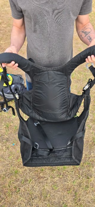 Cadeira treino para parapente.