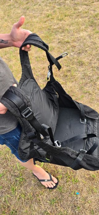 Cadeira treino para parapente.