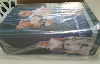 Rey & D-0 Hot Toys Star Wars Episode IX MMS559