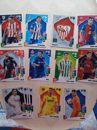 Lote cromos Adrenalyn Liga  2023-2024 y 2024-2025
