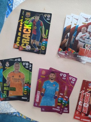 Lote cromos Adrenalyn Liga  2023-2024 y 2024-2025