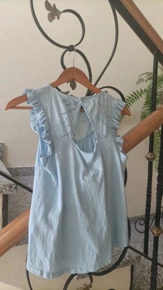 Blusa con volantes