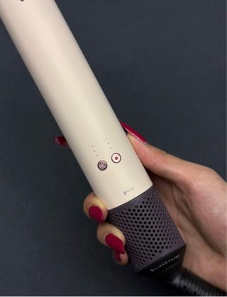 Dyson Airwrap Beige y Dorado