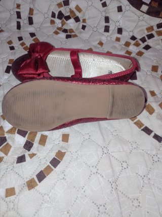 Zapatillas H&M rojas con lazo