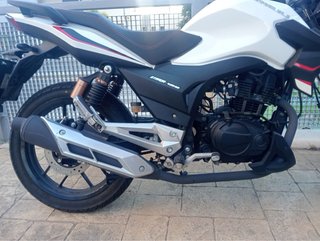 Rieju Estrada 125 Blanca