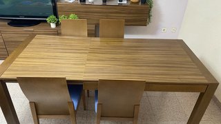 Mesa comedor y 6 sillas madera y azul
