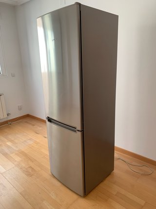 Frigorífico LYNX 60x66x185 INOX