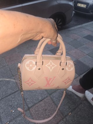 Louis Vuitton Mini Speedy in pelle rosa