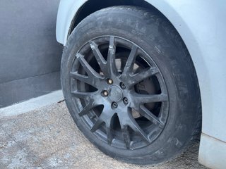 llantas originales con neumáticos incluidos