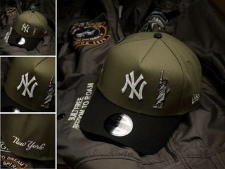 Gorra New Era Yankees Negra y Verde Militar