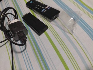 Amazon Fire TV Stick con Mando