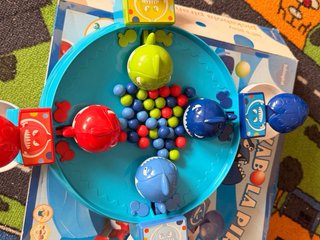 Juego tragabolas pirañas 4 jugadores
