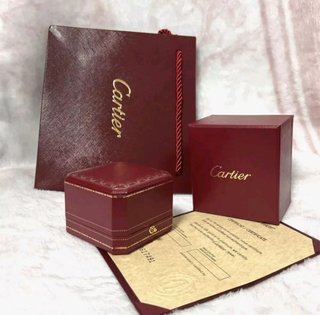 Caja y certificado Cartier