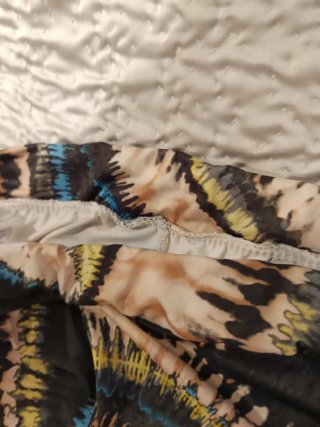 Pantalón acampanado  con caída