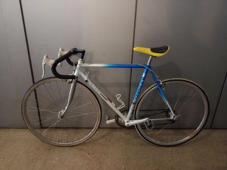 Bicicleta carretera clásica Peliser