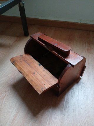 Zapatero vintage de madera