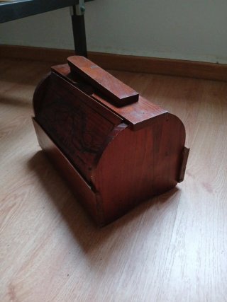 Zapatero vintage de madera