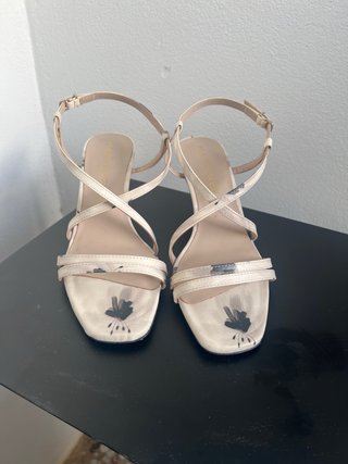 Sandalias Martinelli tacón blanco estampado negro
