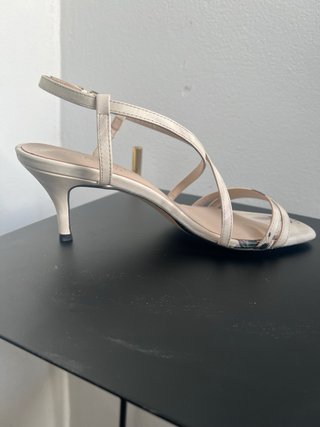 Sandalias Martinelli tacón blanco estampado negro