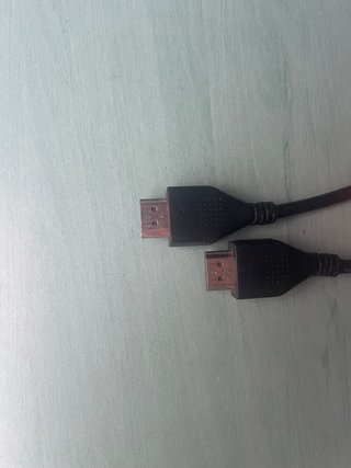 PS4 (PlayStation 4) Negra + 3 mandos