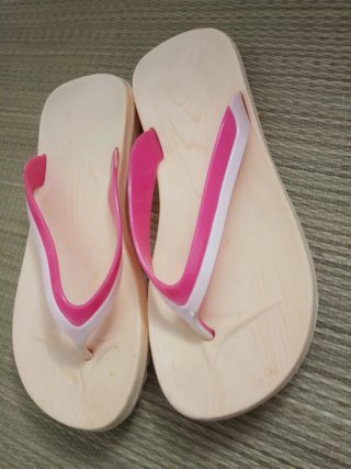 Chanclas rosas y blancas Talla 37