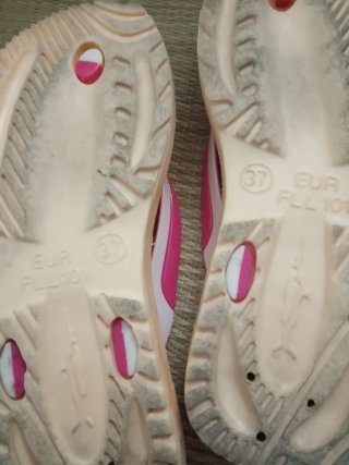 Chanclas rosas y blancas Talla 37