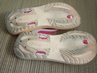 Chanclas rosas y blancas Talla 37