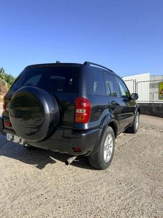 Toyota RAV4 2005