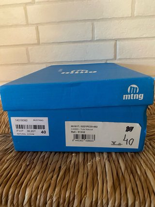 Sandalias esparto nuevas Mustang