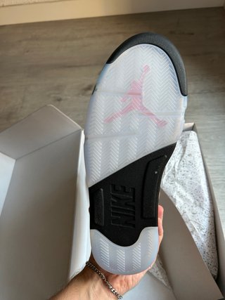 Jordan 5 Rosa y Blanco Talla 44.5 Nuevas