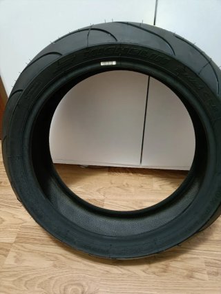 Neumático Moto Michelin Pilot Power 180/55 ZR17