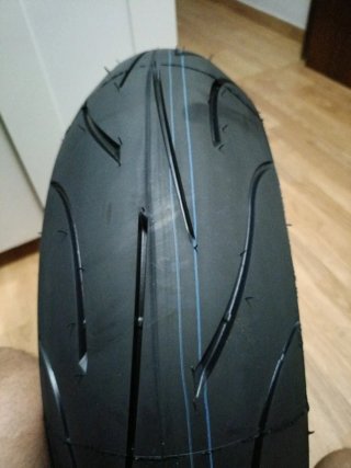 Neumático Moto Michelin Pilot Power 180/55 ZR17